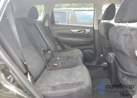 2015 Nissan Rogue S z USA, uszkodzony, nr VIN 5N1AT2MV7FC870439